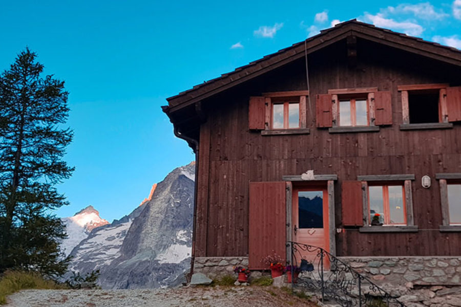 Cabane Petit Mountet